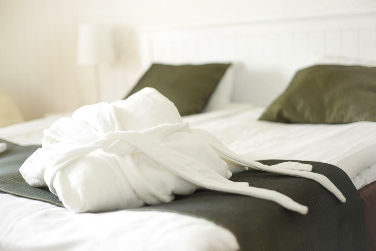 Yxnerum Hotell Buitenkant foto